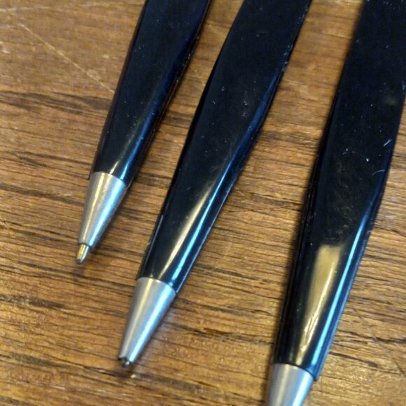 5 Richland VTG Cigarette Advertisement Plastic Pack Pen Holder PENS NON WORKING - Picture 6 of 12